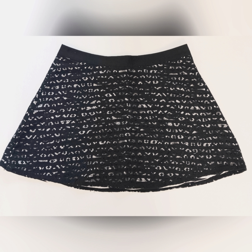 The Limited cotton blend preppy lace & stripe mini skirt. Size 12